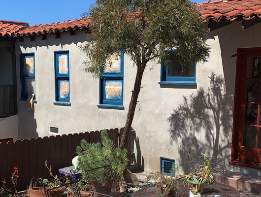 eagle-rock-modern-stucco-home